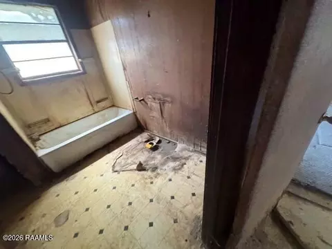 Other - 403 N Saltzman Ave, Kaplan, LA 70548 photo 5 of 10
