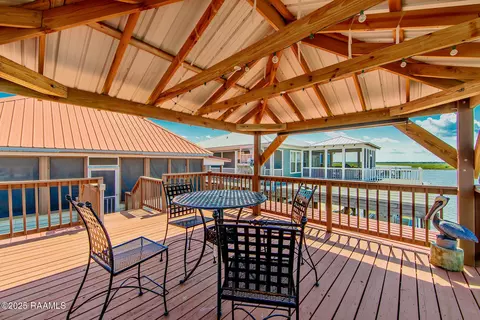 Exterior - 178 Flounder Ct, Dulac, LA 70353 photo 4 of 5