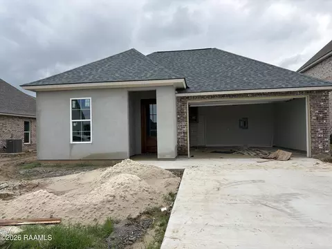 207 High Point Way, Youngsville, LA 70592