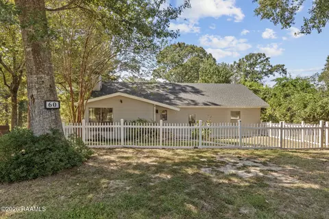 60 Hidden Hills Lake Rd, Arnaudville, LA 70512