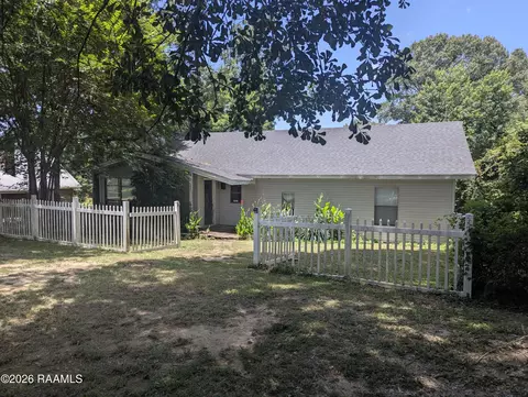 60 Hidden Hills Rd, Arnaudville, LA 70512