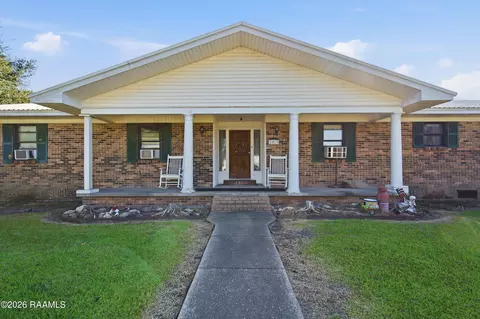2513 N Curtis Dr, New Iberia, LA 70560