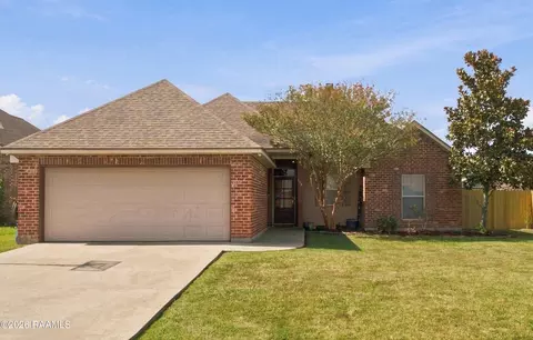 114 Peak Run, Youngsville, LA 70592