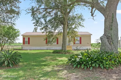 1179 La Freniere Rd, Saint Martinville, LA 70582