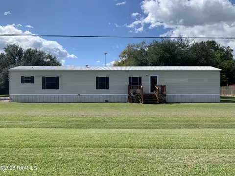 408 Coon Rd, New Iberia, LA 70563
