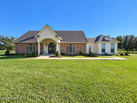 214 Van Brocklin Rd, New Iberia, LA 70563