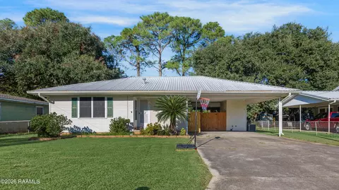 207 San Jose St, New Iberia, LA 70563