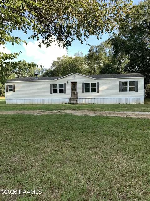 321 Highland Dr, Arnaudville, LA 70512