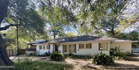 160 Natchitoches Dr, Ville Platte, LA 70586