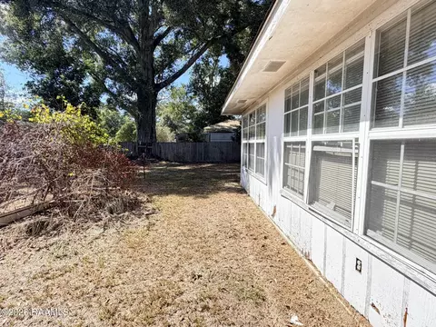 Exterior - 1421 Amazon St, Eunice, LA 70535 photo 8 of 14