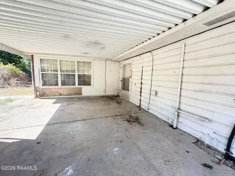 Exterior - 1421 Amazon St, Eunice, LA 70535 photo 7 of 14