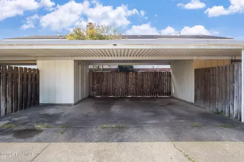 Exterior - 418 Cane Dr, Lafayette, LA 70508 photo 3 of 3