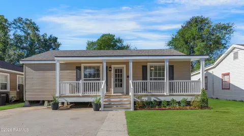 206 Trotter St, New Iberia, LA 70563
