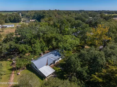 2179 Main Hwy, Arnaudville, LA 70512