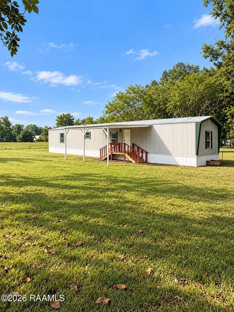 1042 Sycamore St, Cottonport, LA 71327
