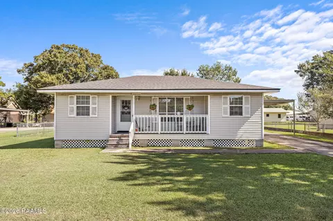 313 Timic Dr, Breaux Bridge, LA 70517