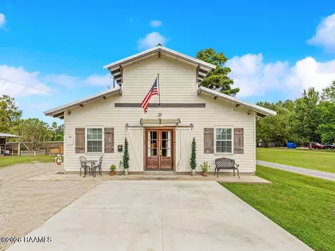 2435 E Milton Ave, Youngsville, LA 70592