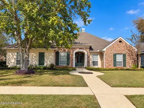 101 Berwick Cir, Lafayette, LA 70508