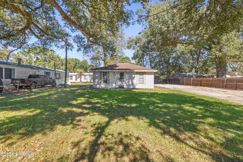Exterior - 105 Melissa St, Lafayette, LA 70501 photo 1 of 2