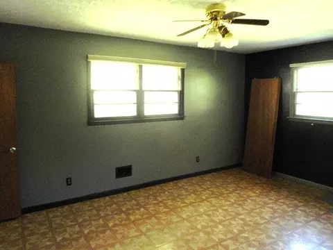 407 Pinecrest Rd, Warner Robins, GA 31093 photo 4