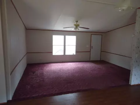 124 Strickland Loop, Forsyth, GA 31029 photo 4