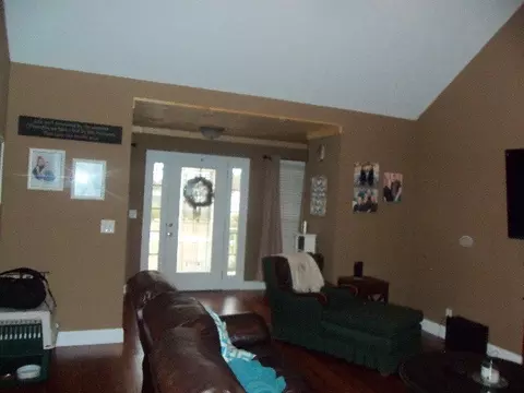 589 Aaron Cir, Gray, GA 31032 photo 5