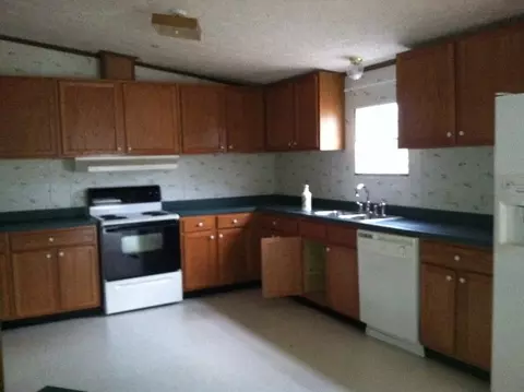 206 Centennial Dr, Byron, GA 31008 photo 6