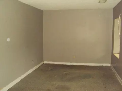 917 Cathy Cir, Perry, GA 31069 photo 2