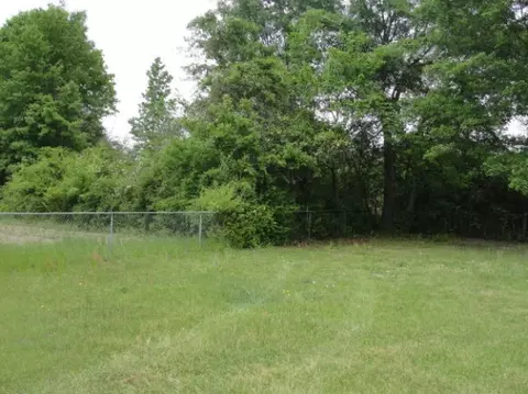 361 E Crusselle St, Roberta, GA 31078 photo 3