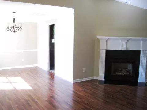 104 E Pointe Cir, Kathleen, GA 31047 photo 6