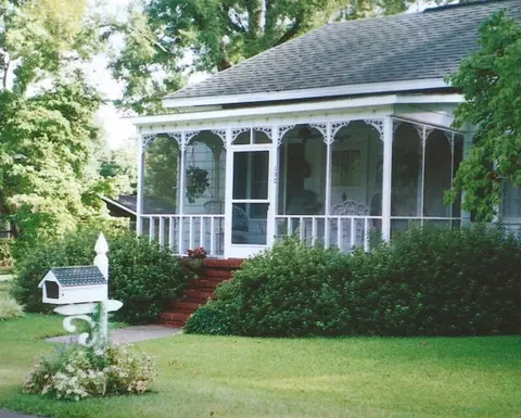 102 Jackson St, Byron, GA 31008 photo 1