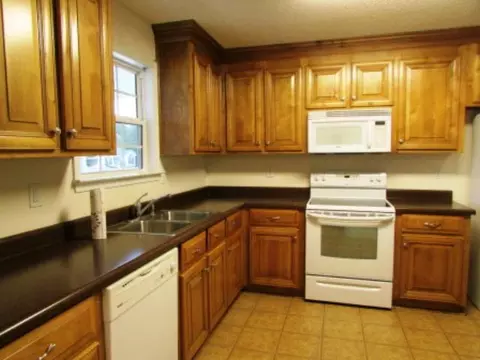 592 Aaron Cir, Gray, GA 31032 photo 10