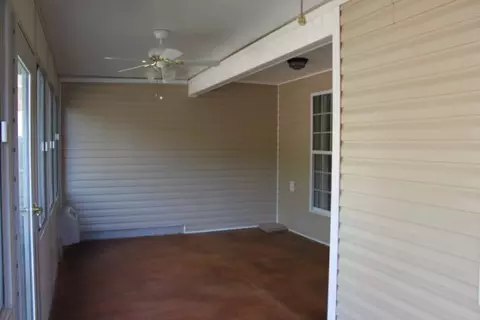 202 Mcvey Trl, Centerville, GA 31028 photo 3