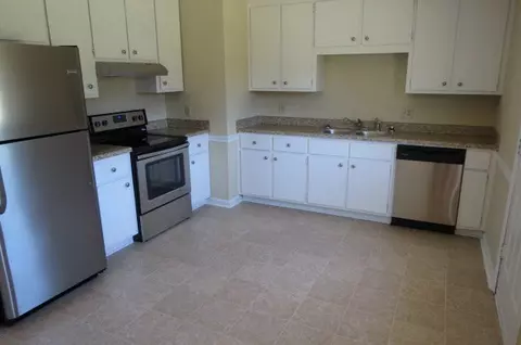 167 Summit Dr, Byron, GA 31008 photo 5