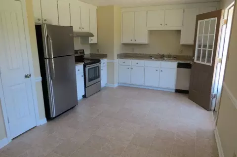 167 Summit Dr, Byron, GA 31008 photo 4