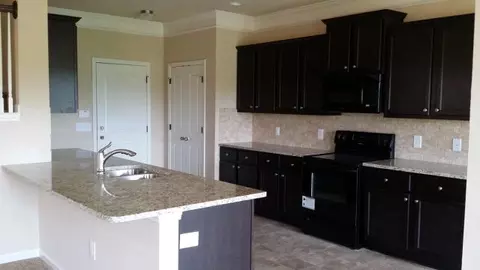 506 Dora Ln, Byron, GA 31008 photo 12