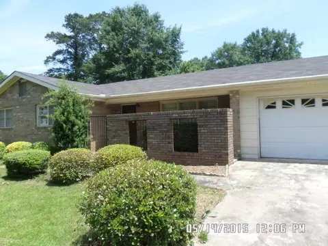 1010 Pine Pl, Perry, GA 31069 photo 1