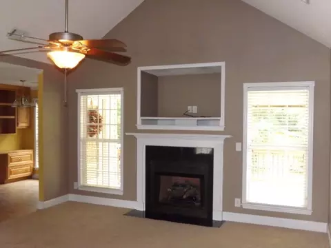 541 Aarons Cir, Gray, GA 31032 photo 4