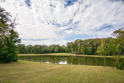196 Stone Edge Dr, Gray, GA 31032 photo 3