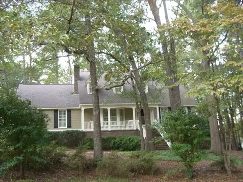 135 Christopher Dr, Gray, GA 31032 photo 2