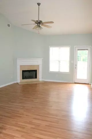 105 Hickory Rd, Jackson, GA 30233 photo 3