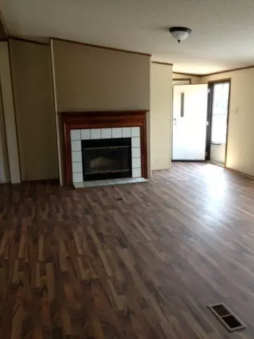 693 Chapman Rd, Macon, GA 31211 photo 2