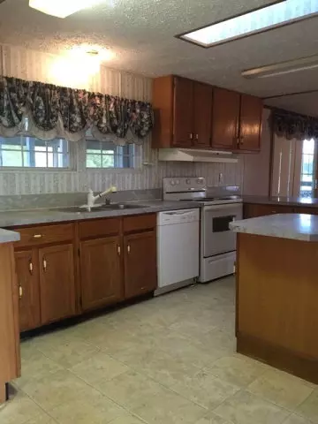 1310 E John Sullivan Rd, Byron, GA 31008 photo 5