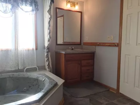 1310 E John Sullivan Rd, Byron, GA 31008 photo 9