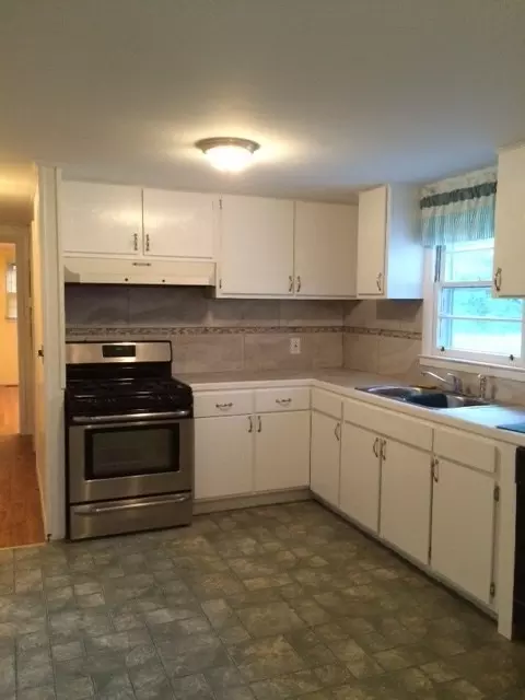 822 E Chapman Rd, Macon, GA 31211 photo 2