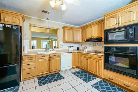 110 Tor Dr, Warner Robins, GA 31093 photo 24