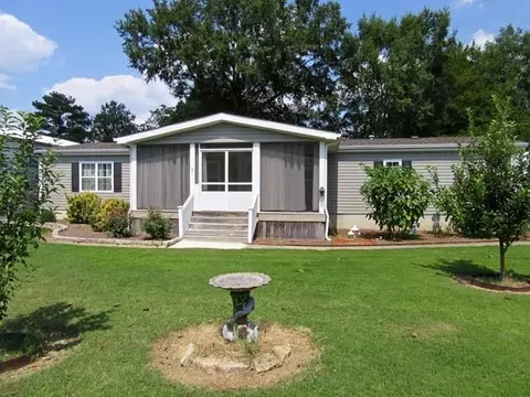 103 Cardinal Ave, Perry, GA 31069 photo 1