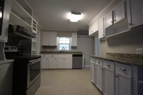 1408 Baker St, Perry, GA 31069 photo 9