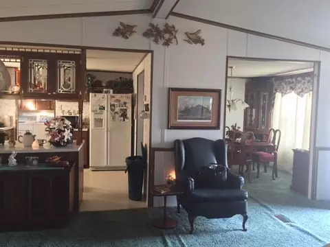 196 Spooner Dr, Byron, GA 31008 photo 4