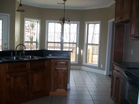 316 Amanda Dr, Gray, GA 31032 photo 4